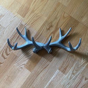 Faux deer antlers